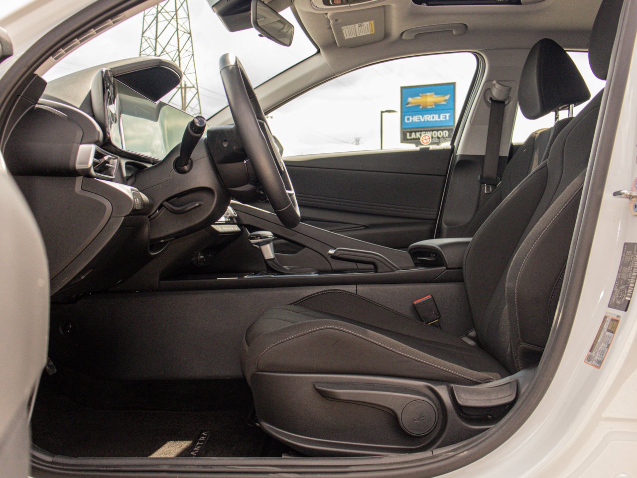 2026 Hyundai Elantra Preferred IVT White Sherwood Park - photo #15