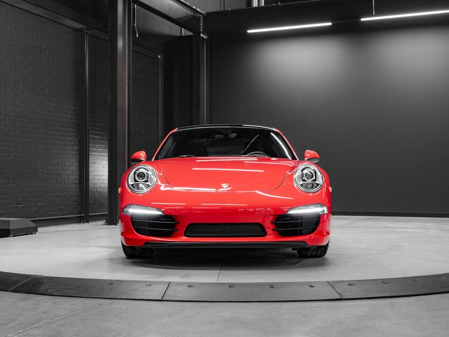 2014 Porsche 911 2014 Red