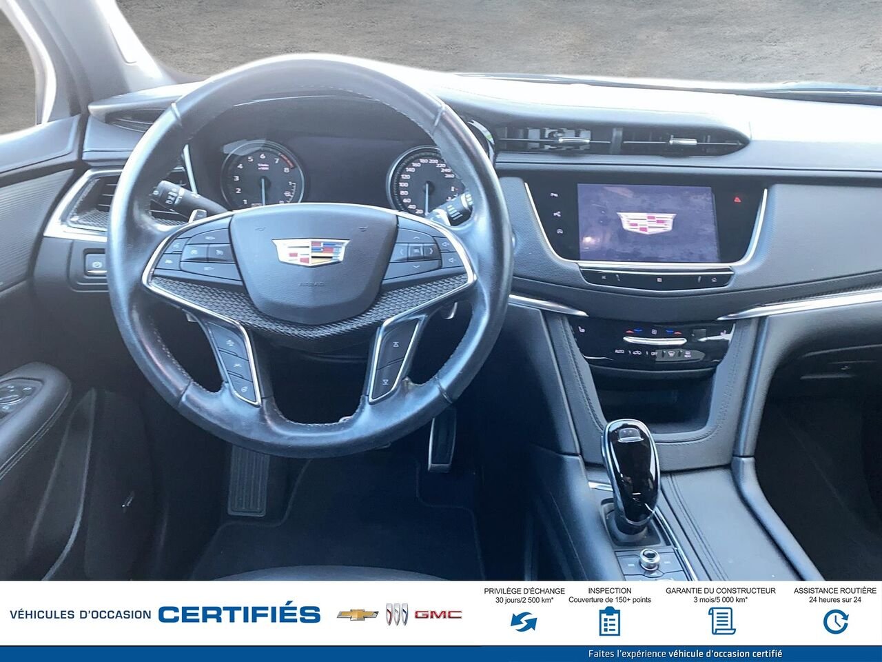 CADILLAC XT5 SPORT Traction intégrale, 4 portes Sport 2021 Bleu Montmagny - photo #8