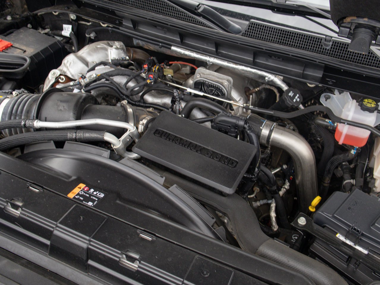 2024 Chevrolet Silverado 3500HD 4WD Crew Cab 159 High Country Black Sherwood Park - photo #16