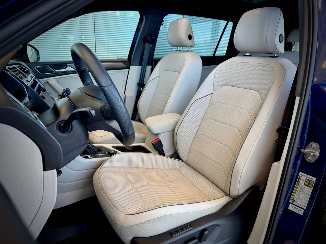 Volkswagen Tiguan 2024 Bleu Notre-Dame-des-Prairies - photo #19