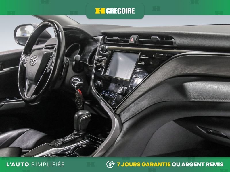 2019 Toyota Camry Black Blainville - photo #30