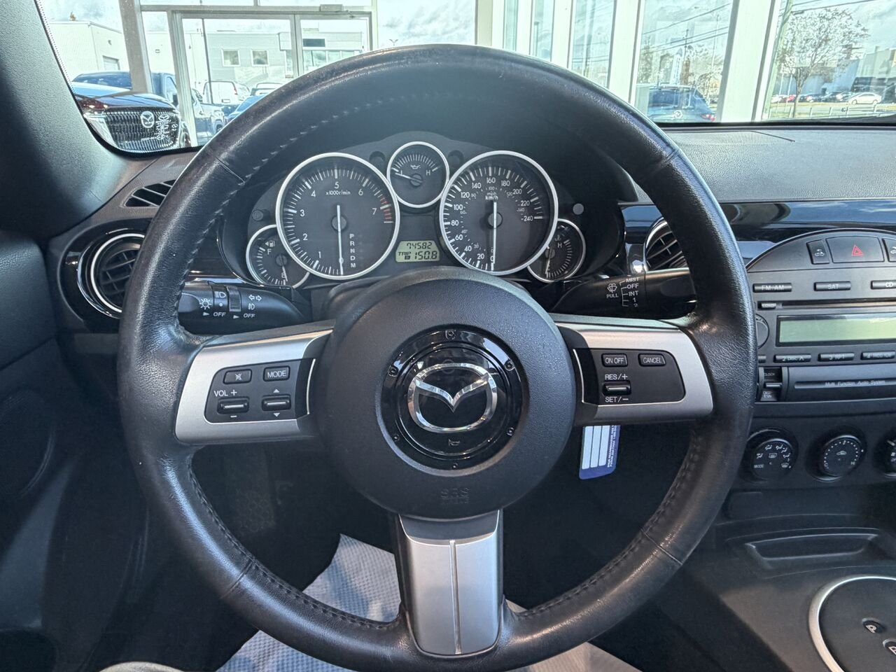 2007 Mazda MX-5 Green Ste-Marie - photo #10