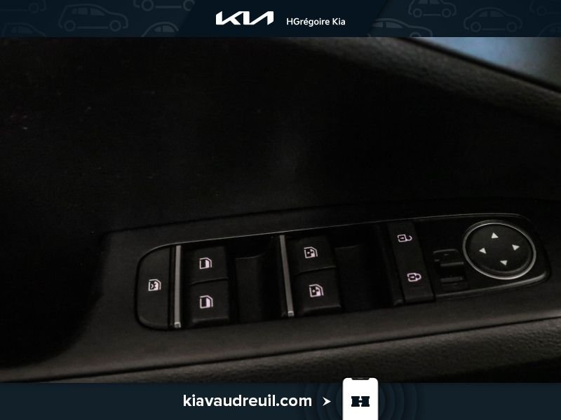Kia Soul 2024 Rouge Laval - photo #11