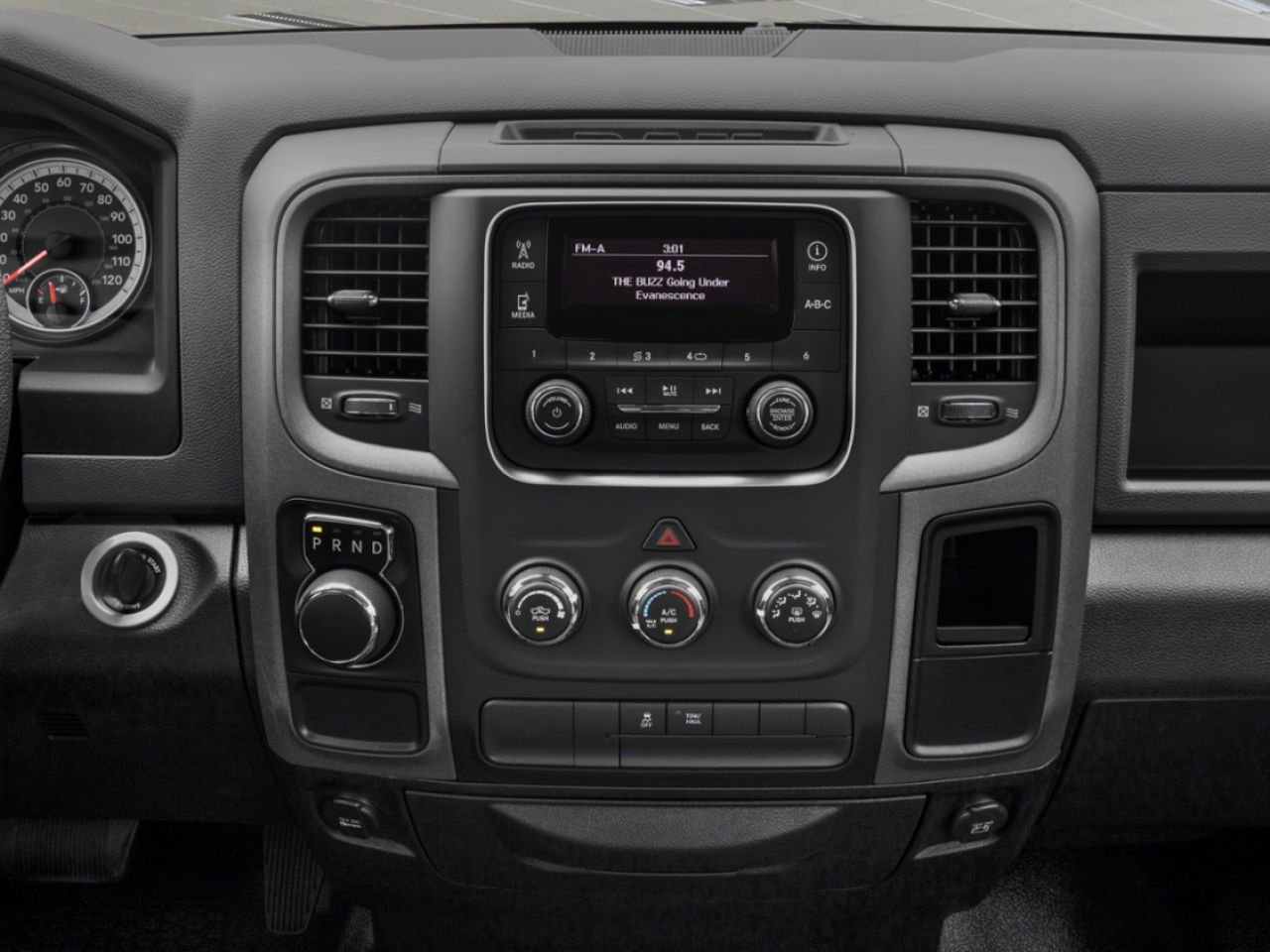 2023 RAM 1500 CLASSIC Red Repentigny - photo #4
