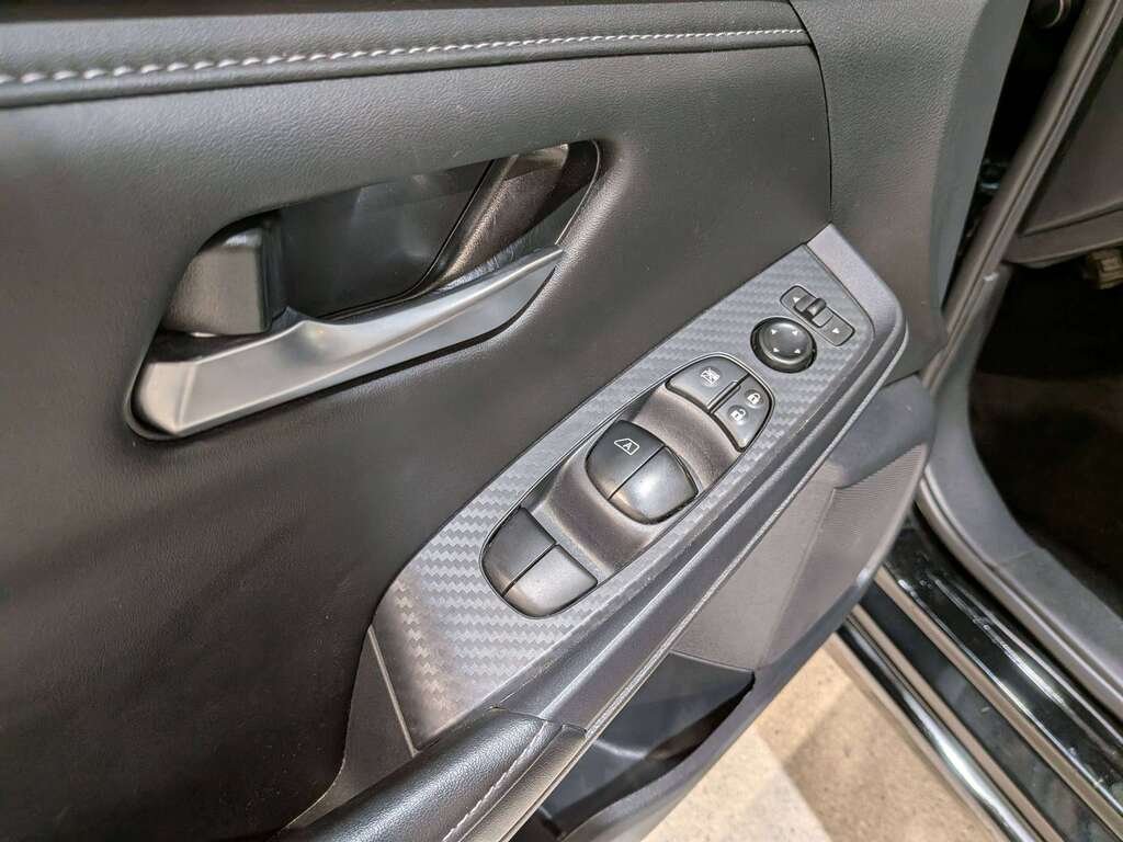 2024 Nissan Sentra SV CVT Black Val-David - photo #30