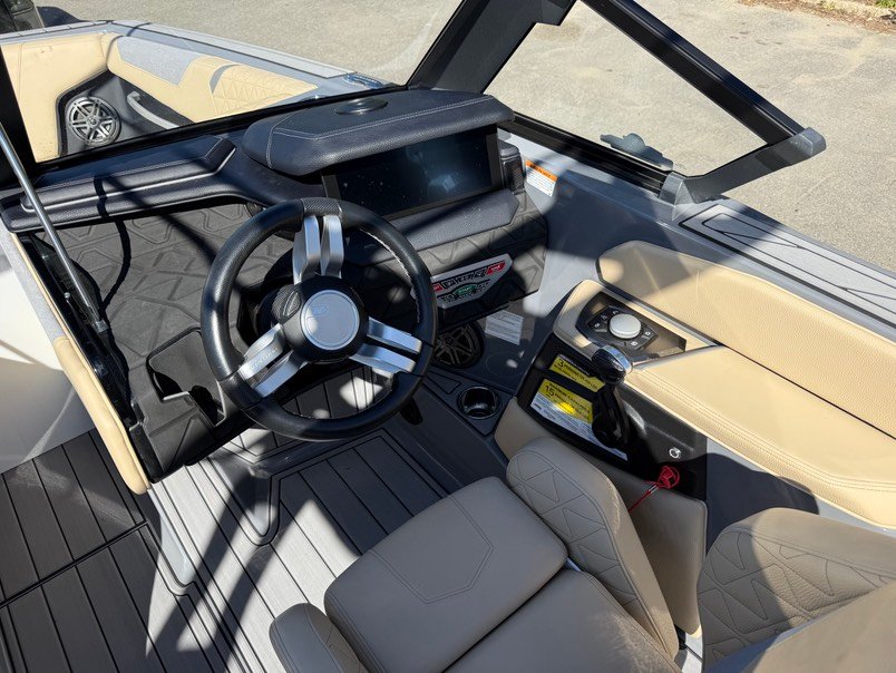 SUPER NAUTIQUE GS22 2023 Beige Saint-Jérôme - photo #7