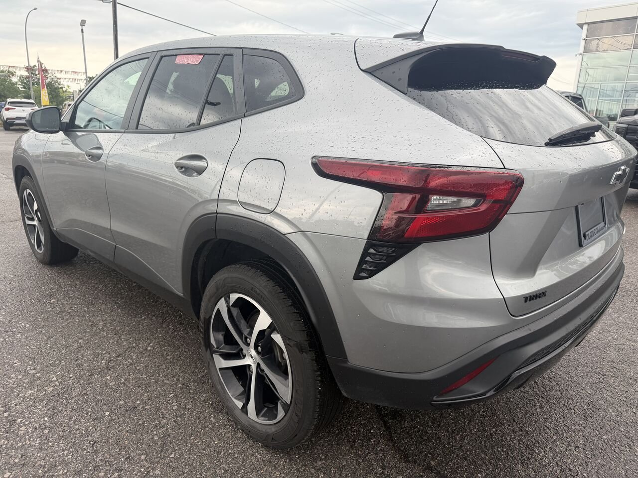 CHEVROLET TRAX 1RS 1RS 4 portes TA 2024 Gris Gatineau - photo #12