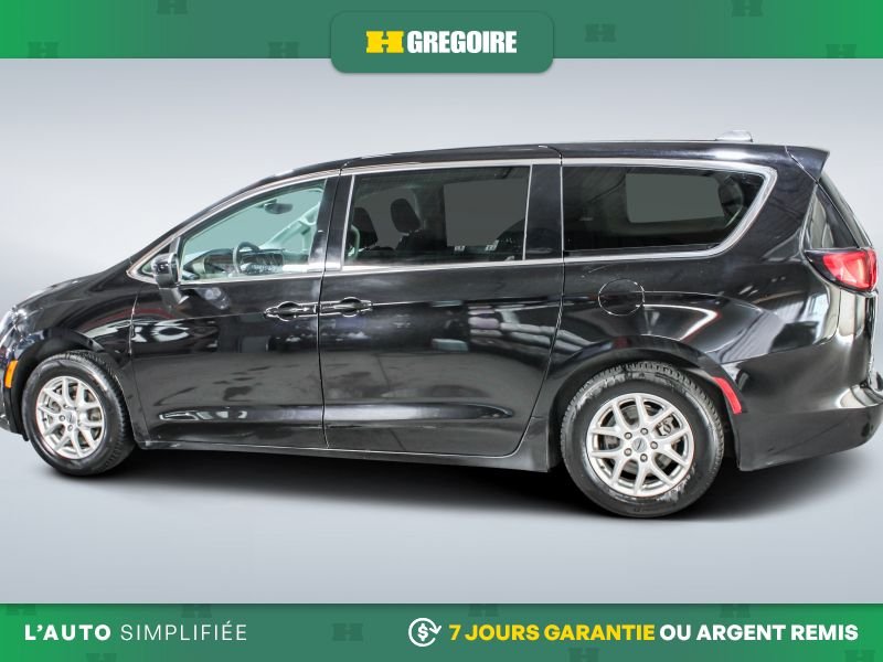 2024 Chrysler Grand Caravan Black Blainville - photo #4