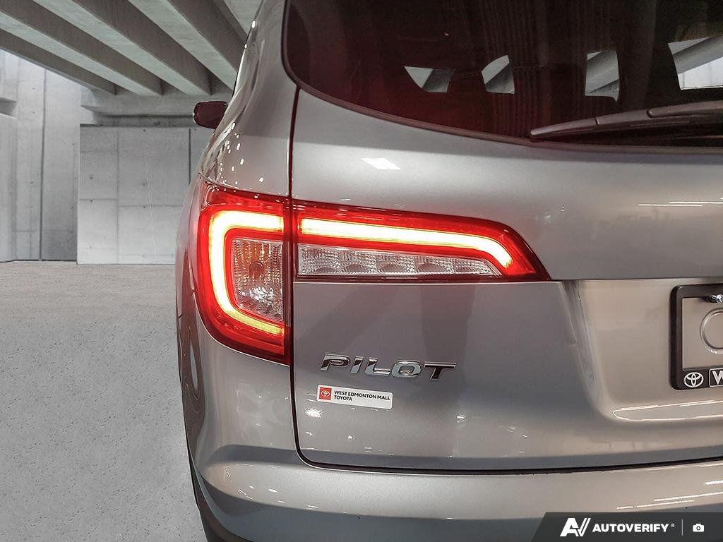 2020 Honda Pilot 2601975A | Touring 8-Passenger Silver Edmonton - photo #10