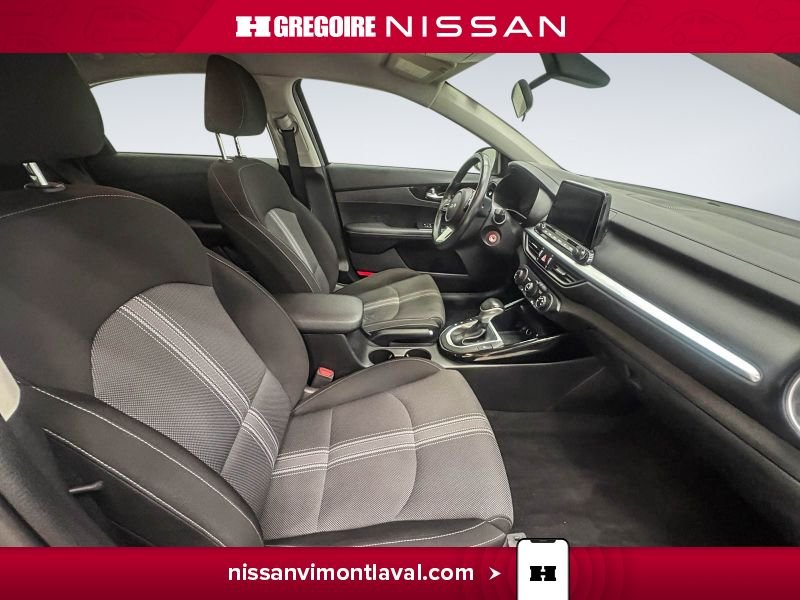 Kia Forte 2023 Gris Laval - photo #11