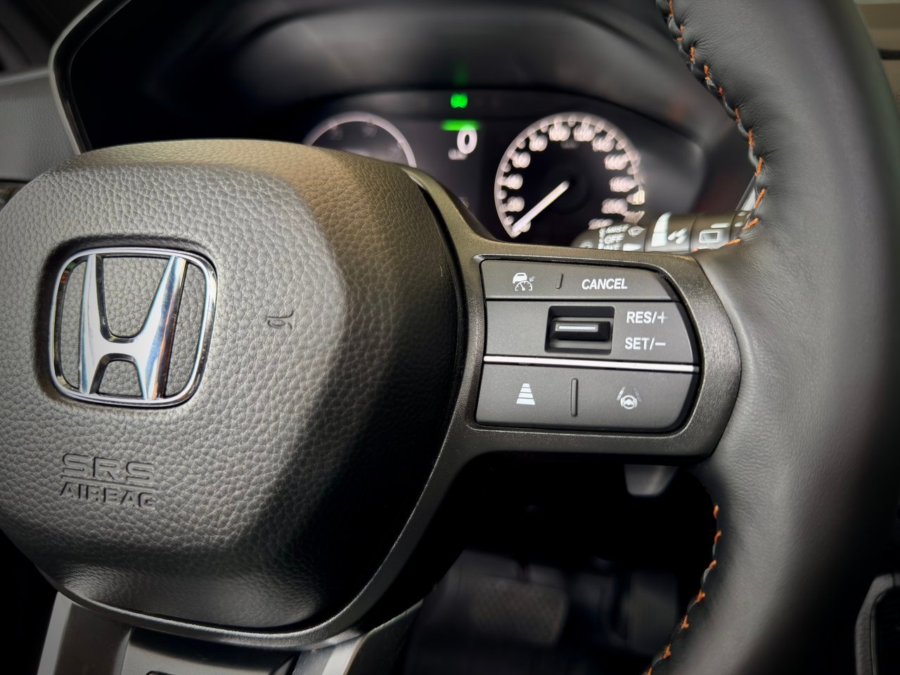 2026 Honda CR-V Hybrid Black Notre-Dame-des-Prairies - photo #24