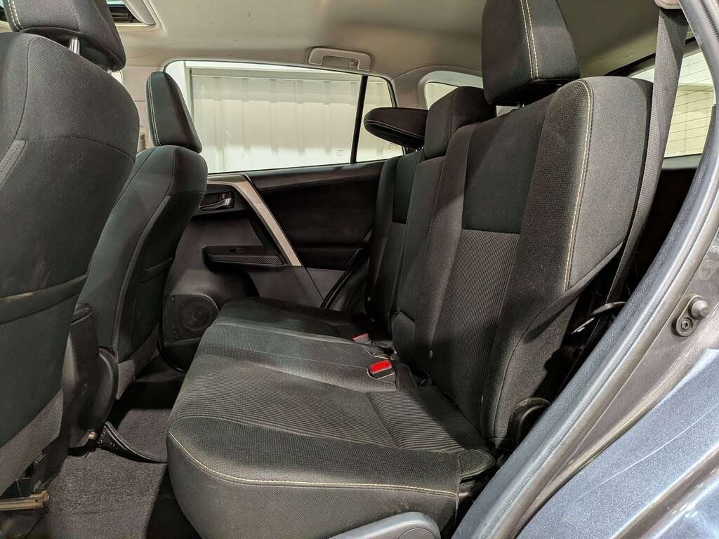 2015 Toyota RAV4 AWD 4dr XLE Grey Val-David - photo #10