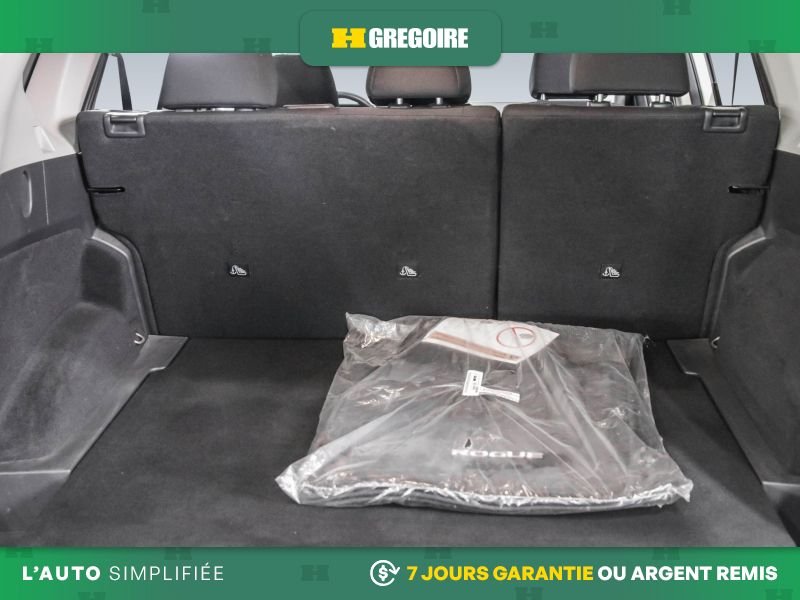 Nissan Rogue 2024 Blanc Laval - photo #26