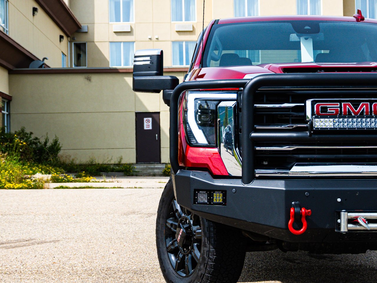 2025 GMC Sierra 3500HD 4WD Crew Cab 159 SLT Red Sherwood Park - photo #5