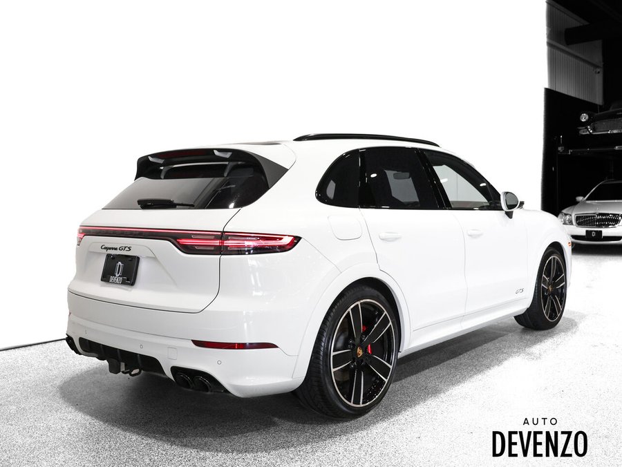 2022 Porsche Cayenne 2022 White