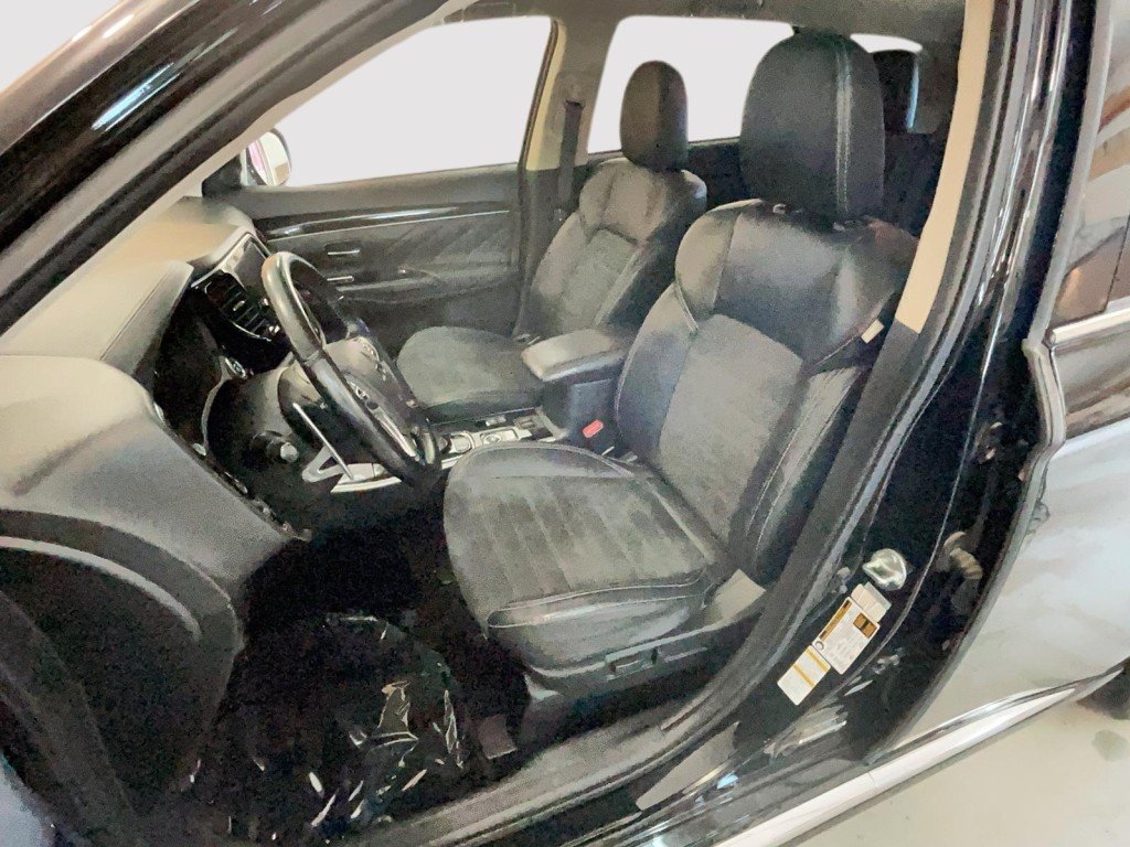 Mitsubishi OUTLANDER 2019 Noir Amos - photo #9