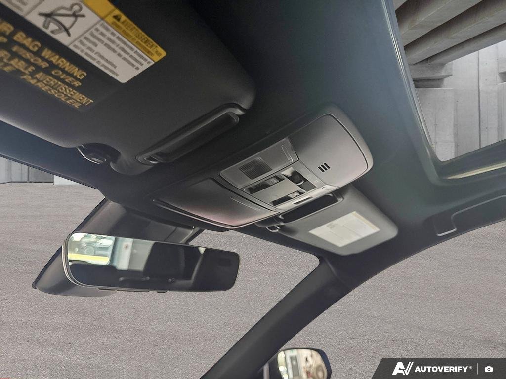 2018 Toyota RAV4 2602013B | Hybrid SE 08X7 ELECTRIC STO Edmonton - photo #20