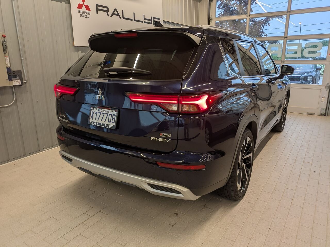 2024 Mitsubishi Outlander Plug-In Hybrid Gatineau - photo #20