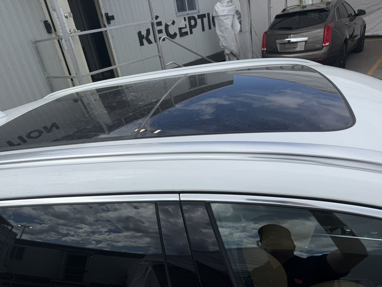 Volvo XC60 B6 Ultimate AWD 2023 Blanc Laval - photo #9