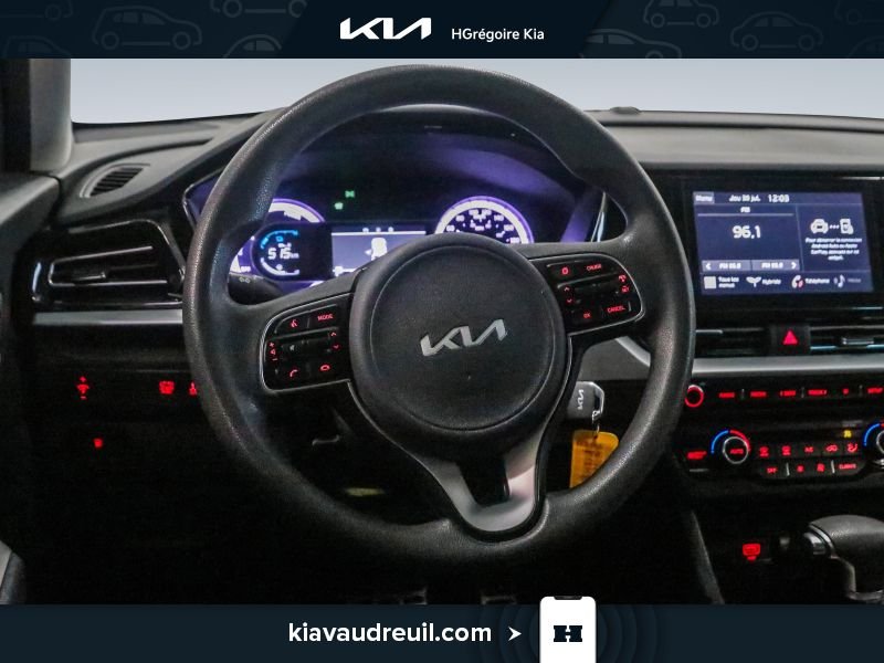 2022 Kia Niro White Saint-Eustache - photo #12