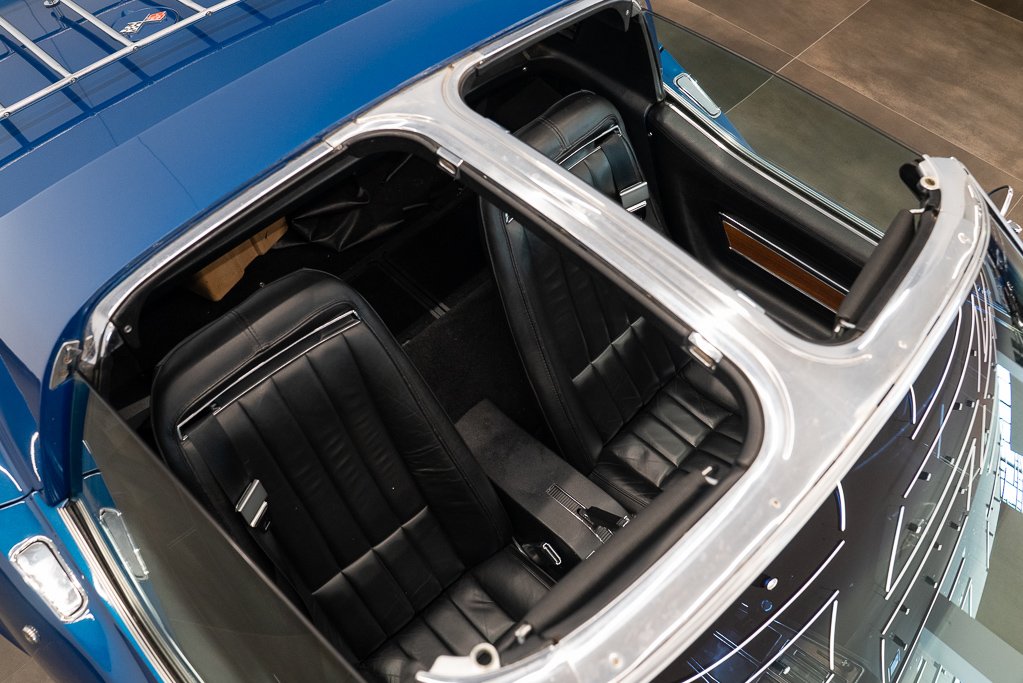 1970 Chevrolet Corvette Blue Montreal - photo #37