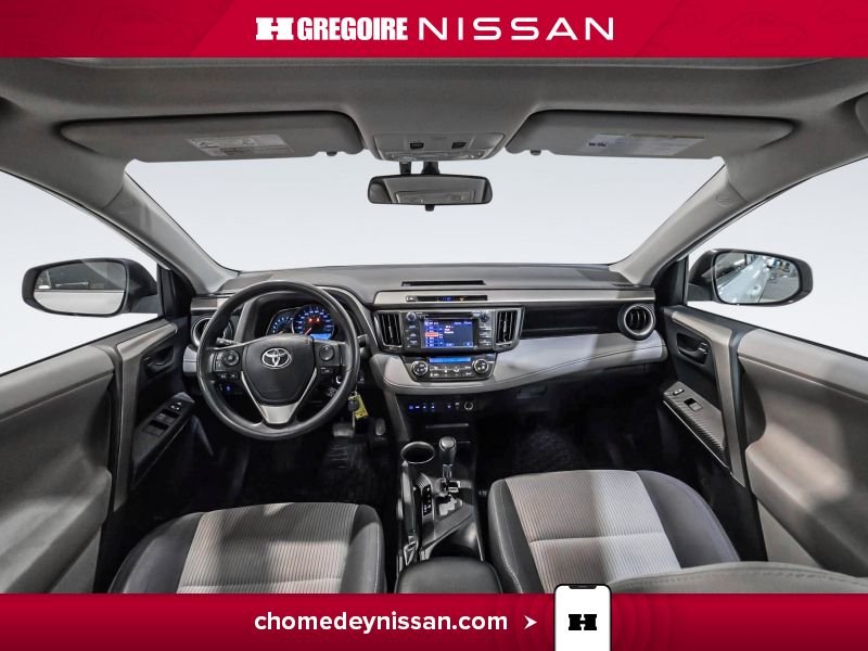 2013 Toyota Rav 4 White Laval - photo #16