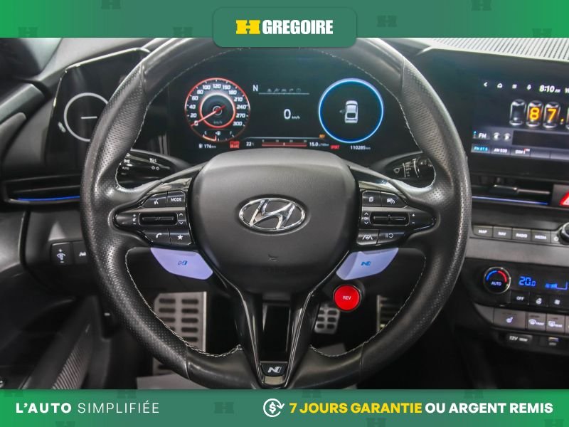 2022 Hyundai Elantra Grey Blainville - photo #24