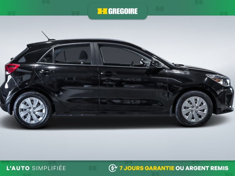 2019 Kia Rio 5 Black Laval - photo #10