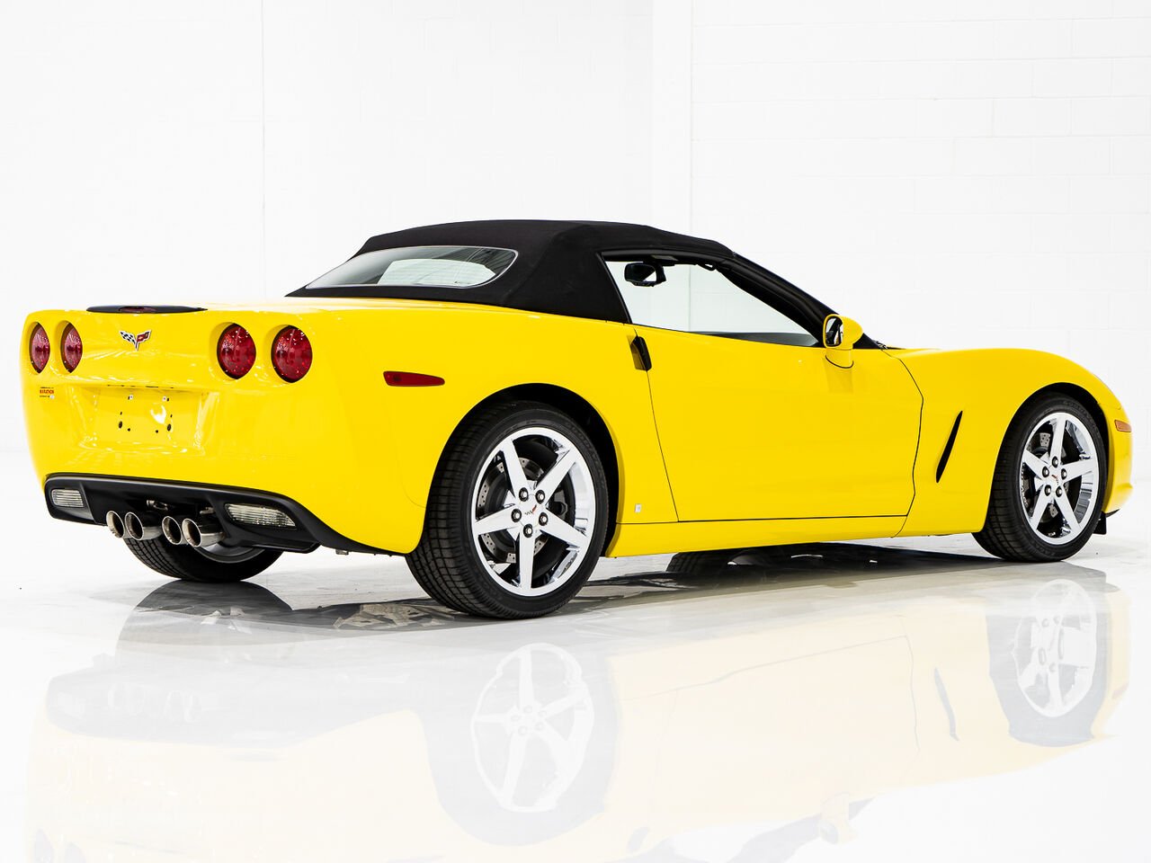 2008 Chevrolet Corvette With only 900km (563mi) From new with window sticker Yellow Kirkland - photo #13
