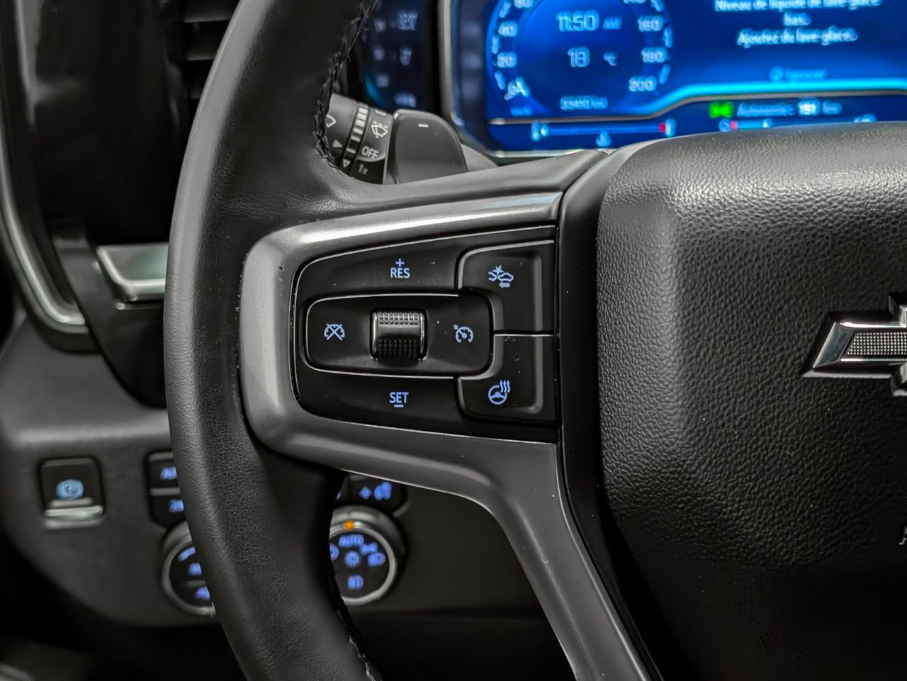 Chevrolet Silverado 1500 LT Trail Boss 2024 NOIR Saint-Eustache - photo #19