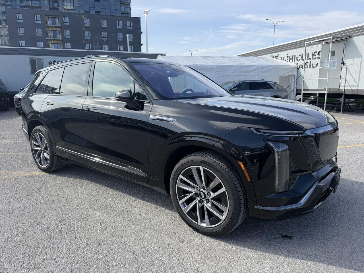 Cadillac VISTIQ Sport AWD FINANCEMENT À PARTIR 3.99% 2026 Noir Laval - photo #7
