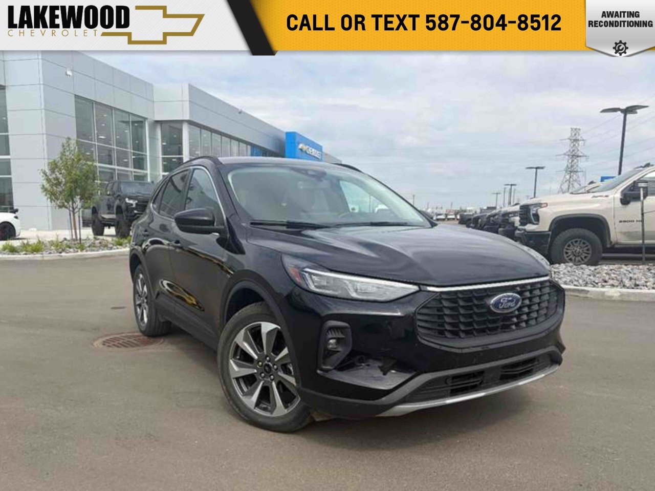 2025 Ford Escape Platinum AWD Black Sherwood Park - photo #0