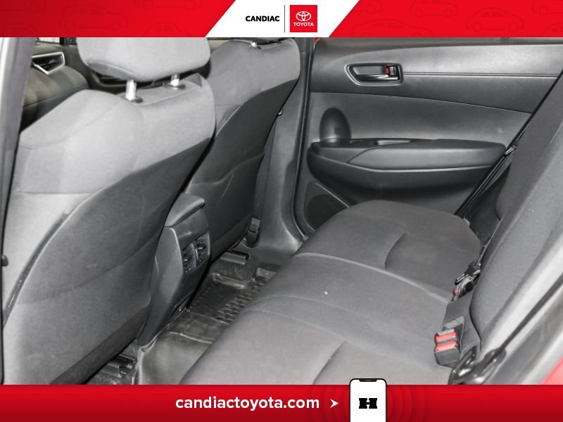 2022 Toyota Corolla Red Saint-Eustache - photo #31