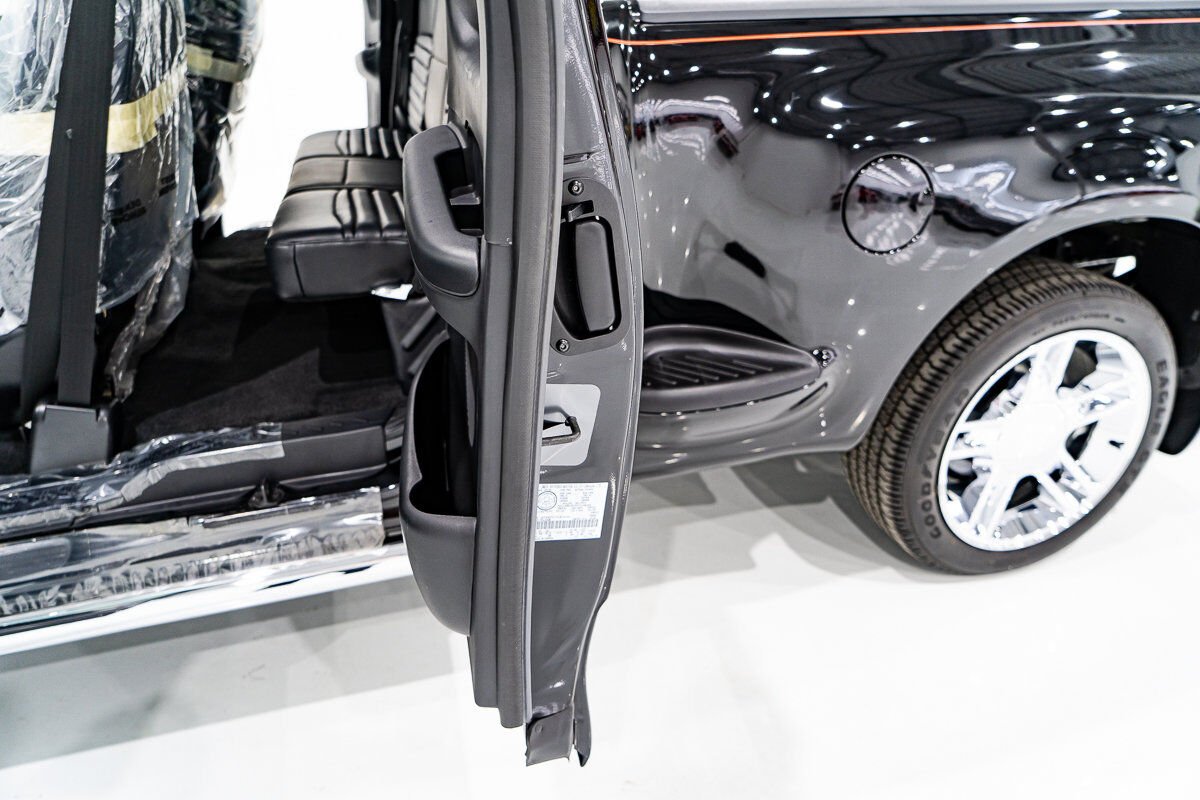 2000 Ford F-150 Harley Davidson Edition In Delivery Packaging Black Montreal - photo #96