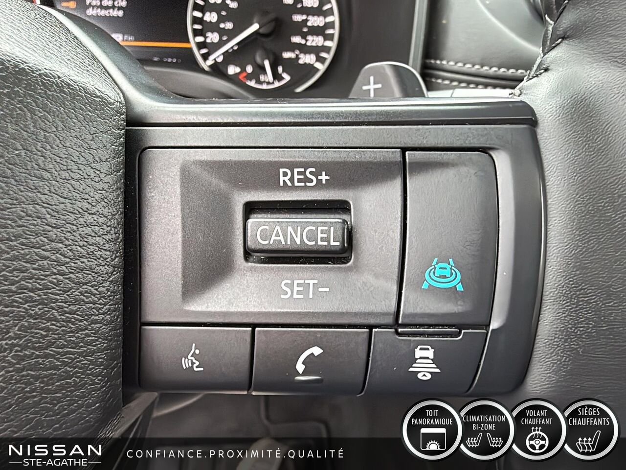Nissan Rogue SV | 53 412 KM | TOIT PANORAMIQUE | AWD | CARPLAY 2025 Blanc Saint-Jérôme - photo #17