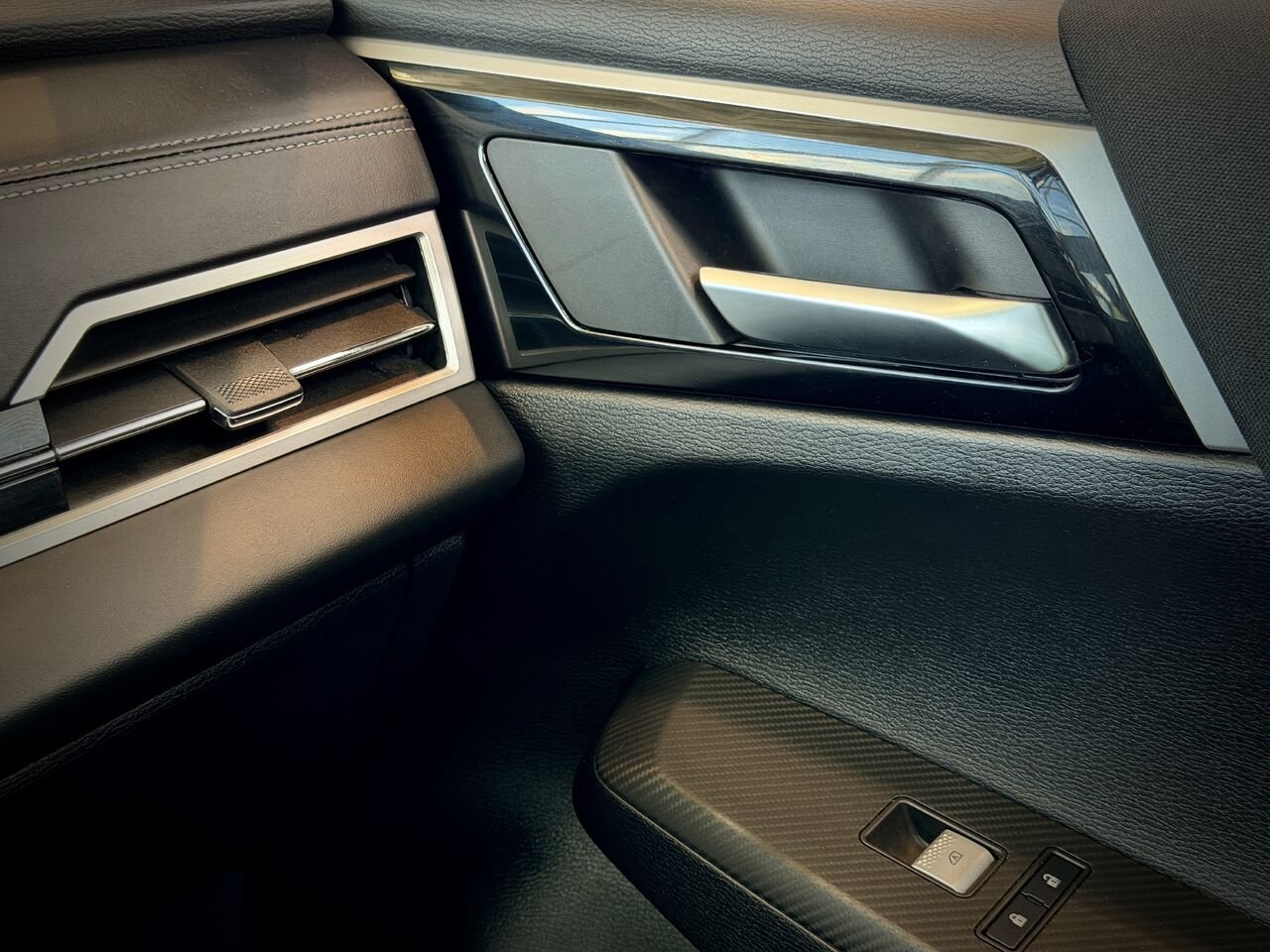 2024 Mitsubishi Outlander Bronze Notre-Dame-des-Prairies - photo #25
