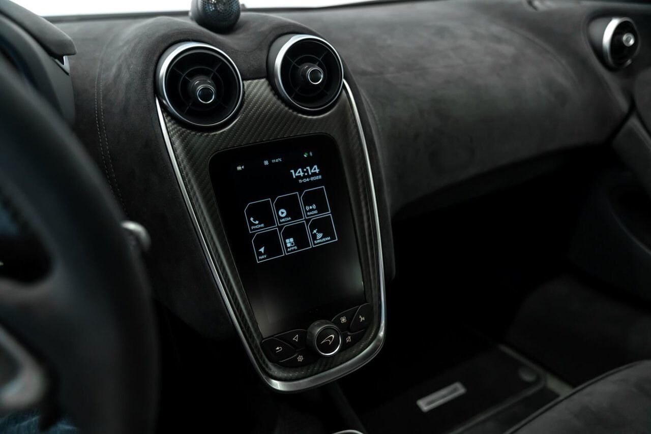 McLaren 600LT *NO LUXURY TAX* 2019 Blanc Kirkland - photo #18