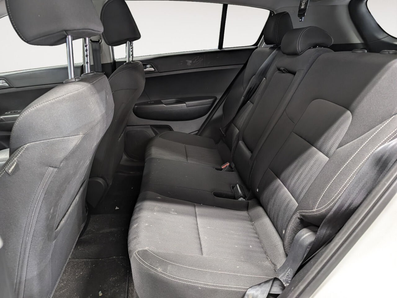 2022 Kia Sportage KNDPMCAC3N7974311 White Sherbrooke - photo #21