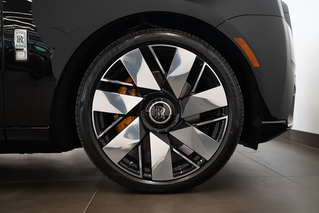 2025 Rolls-Royce Cullinan Black Kirkland - photo #7