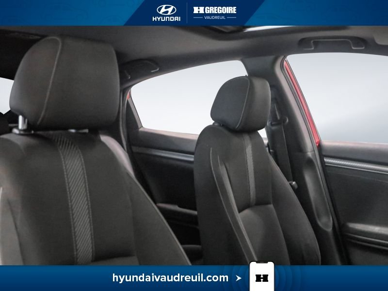Honda Civic 2018 Rouge Saint-Eustache - photo #32