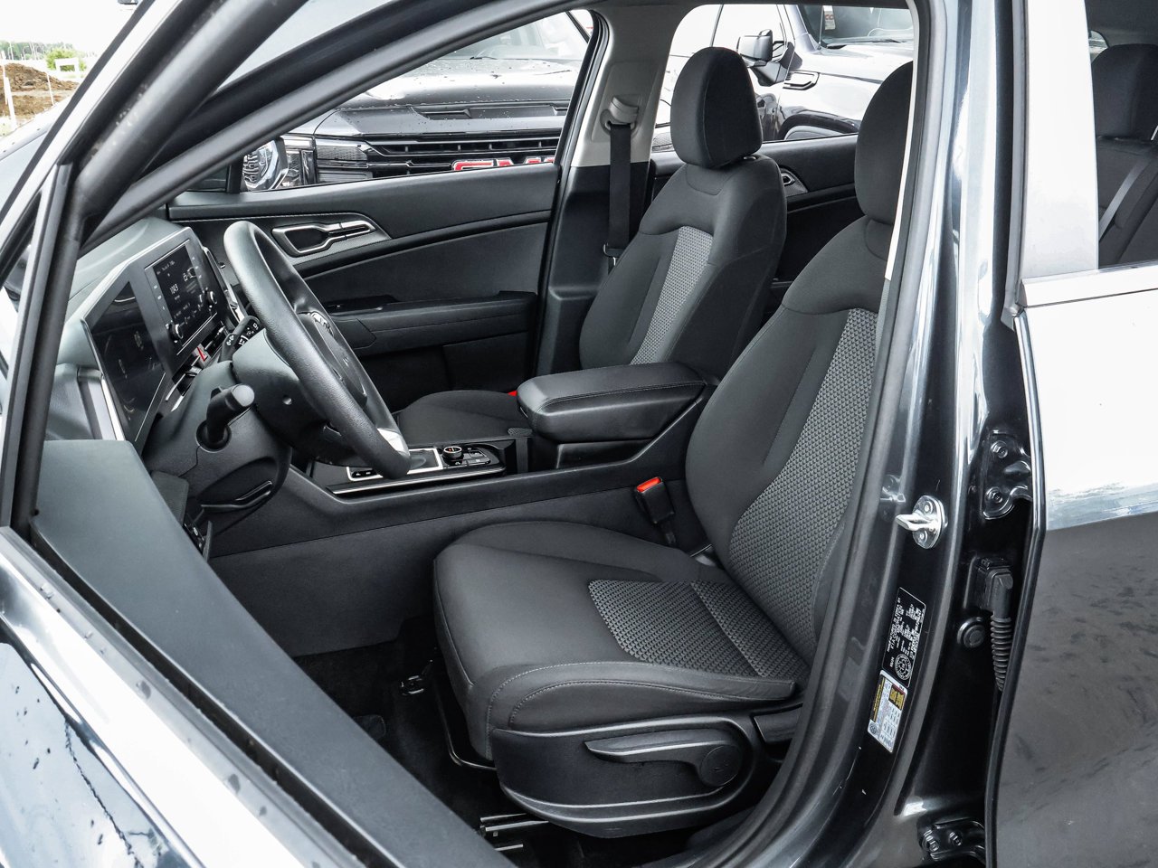2024 Kia Sportage LX AWD Grey Sherwood Park - photo #13