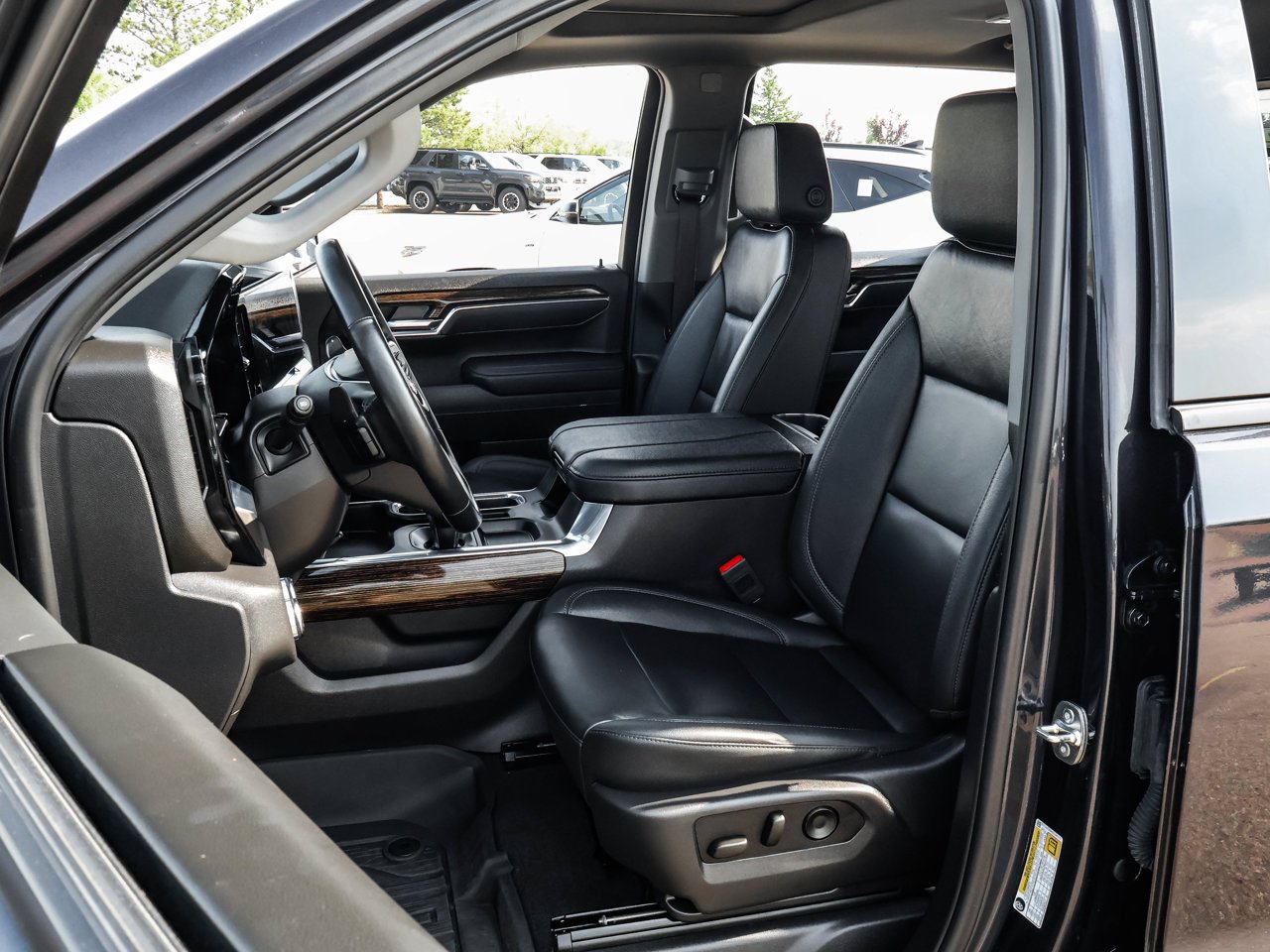 2025 GMC Sierra 1500 4WD Crew Cab 147 Elevation Grey Sherwood Park - photo #13