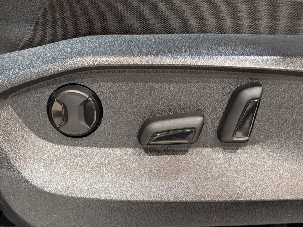 2024 Volkswagen Tiguan Comfortline 4MOTION Black Val-David - photo #11