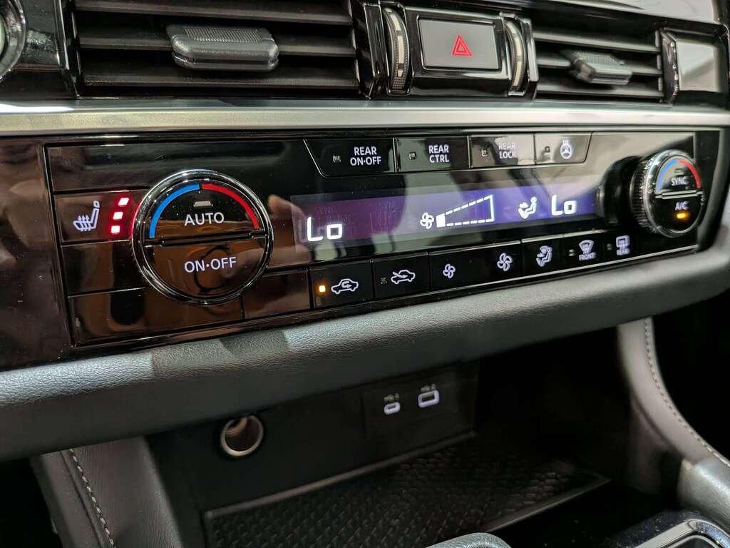 Nissan Pathfinder 2024 Gris Val-David - photo #31