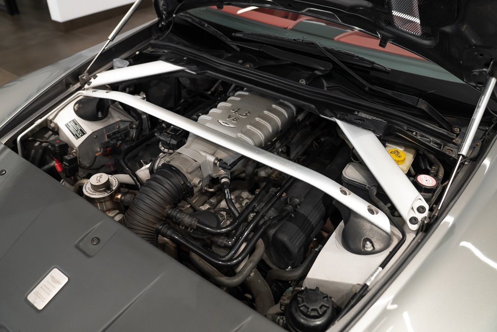 2008 Aston Martin Vantage Silver Montreal - photo #27