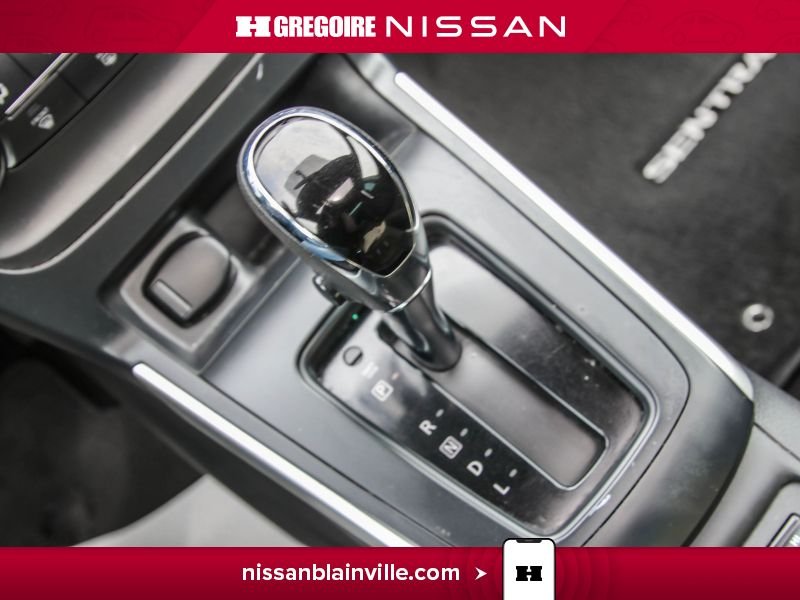Nissan Sentra 2017 Gris Laval - photo #18