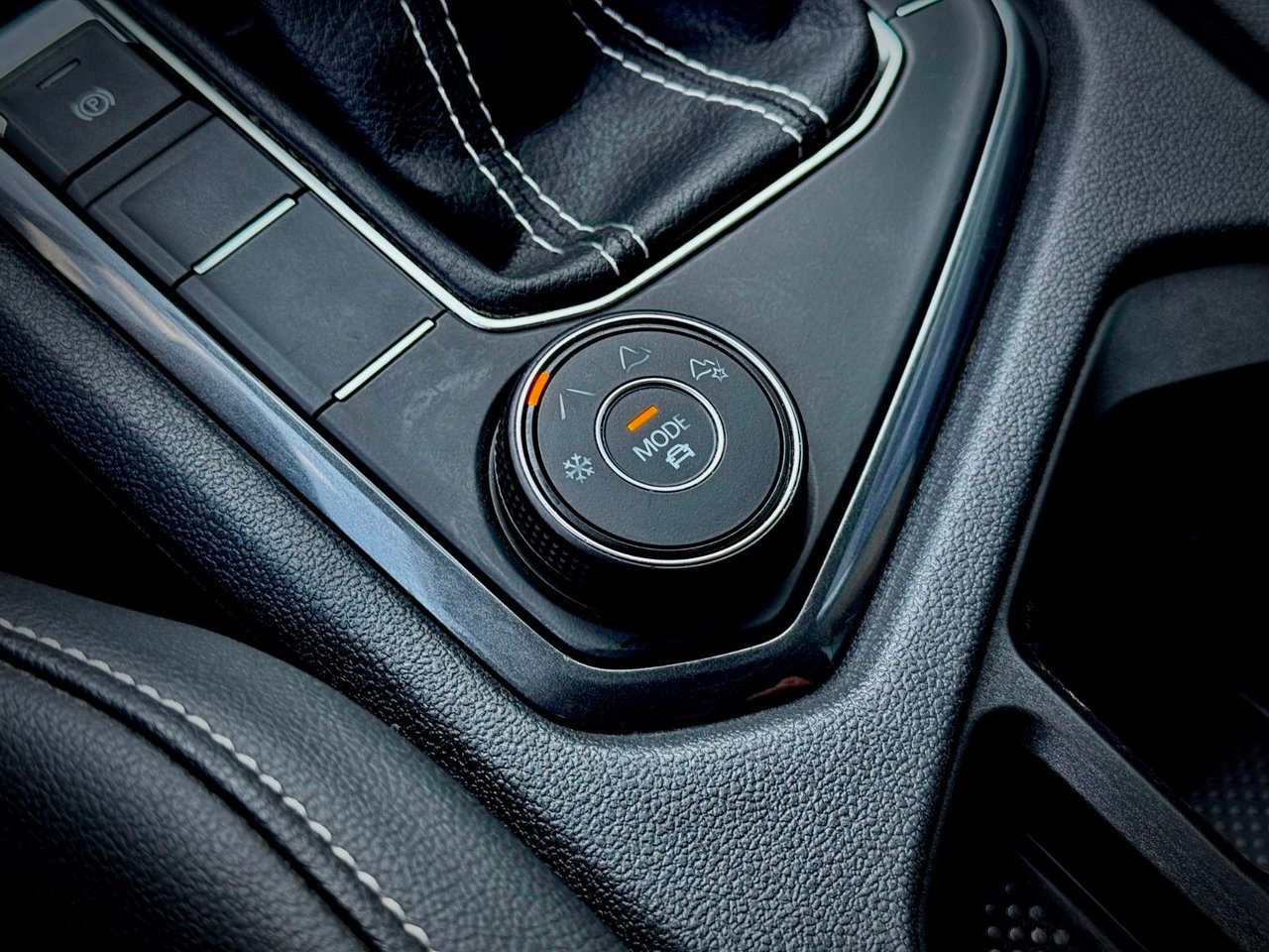 2023 Volkswagen Tiguan Notre-Dame-des-Prairies - photo #25