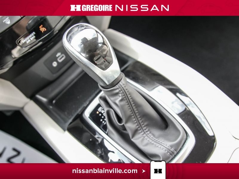 Nissan Qashqai 2022 Bleu Laval - photo #19