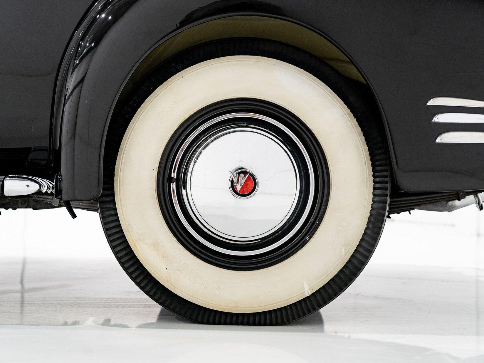 1938 Cadillac Series 90 **PRICE IN USD**1 of 13 V16 Black Montreal - photo #38